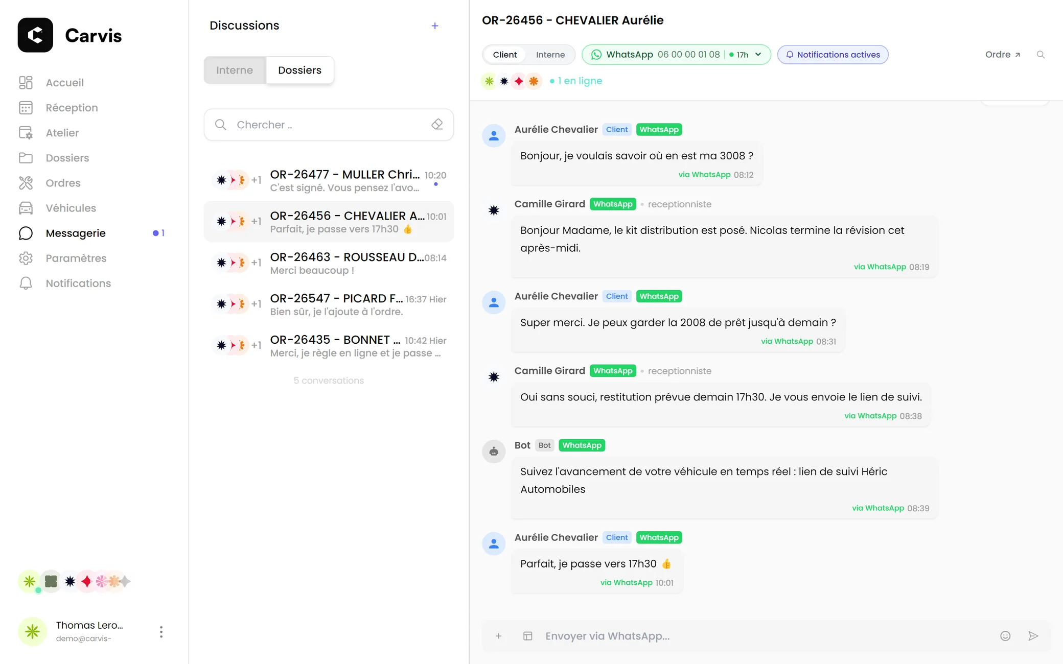 Messagerie : une conversation WhatsApp avec un client.